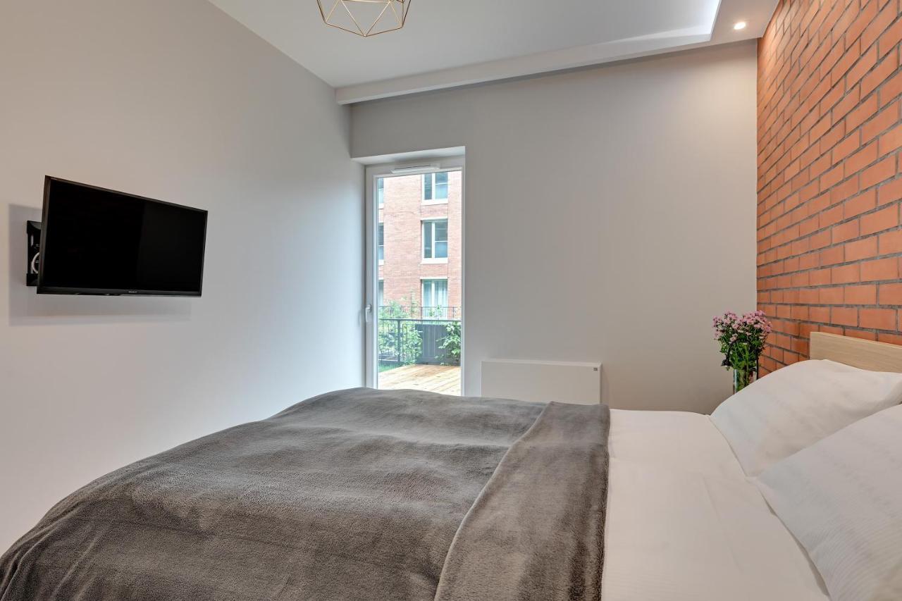 Central Apartment - Free Private Parking Danzica Esterno foto